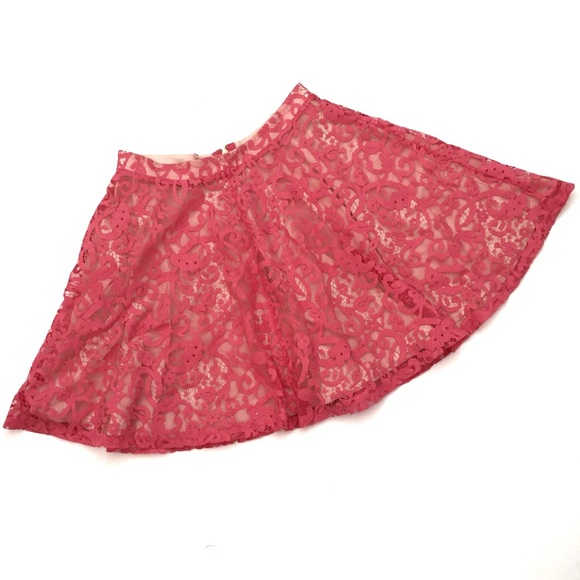 H&M HIGH WAISTED SKATER FLARED LACE MINISKIRT - Picture 2 of 7